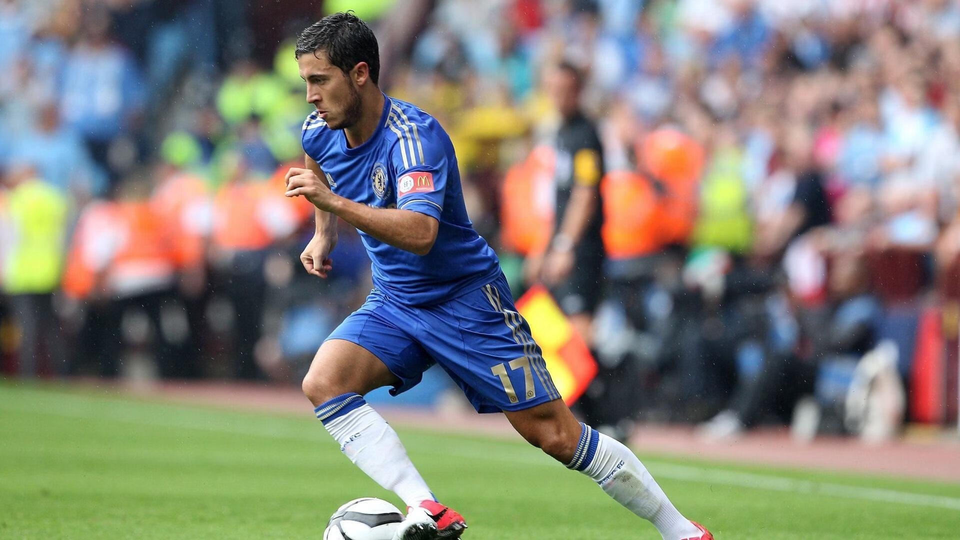 中国足球裁判员国际交流进一步深化，判罚水平显著改善，中国足球裁判员证